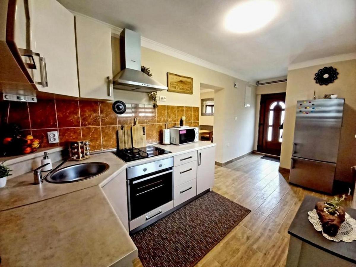 فيلا Matan House Otočac المظهر الخارجي الصورة
