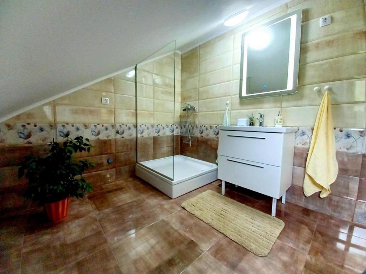 فيلا Matan House Otočac المظهر الخارجي الصورة